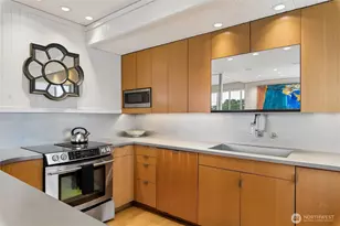 2017 Fairview Ave E, Seattle, WA 98102 - Photo 5