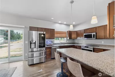 106 Carver Walk SE, Rainier, WA 98576 - Photo 7