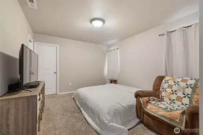 106 Carver Walk SE, Rainier, WA 98576 - Photo 15