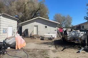 624 Edmonds St, Omak, WA 98841 - Photo 3