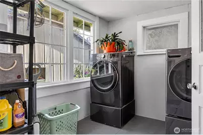 10215 56th Street SE, Snohomish, WA 98290 - Photo 13