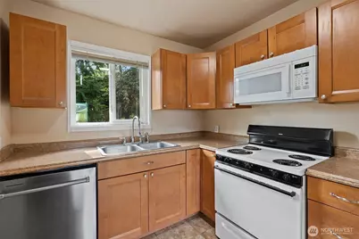 [Address not provided], Seattle, WA 98126 - Photo 11