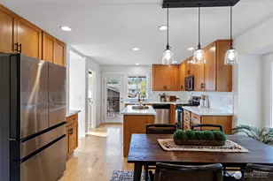 4501 39th Ave S, Seattle, WA 98118 - Photo 9
