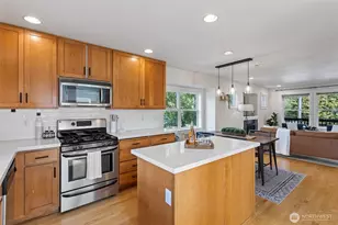 4501 39th Ave S, Seattle, WA 98118 - Photo 11