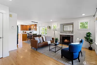 4501 39th Avenue S, Seattle, WA 98118 - Photo 5