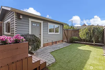 4501 39th Avenue S, Seattle, WA 98118 - Photo 25