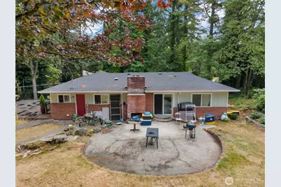 18929 Highway 99, Lynnwood, WA 98036 - Photo 3