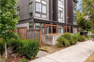 2112 3rd Ave N, Seattle, WA 98109 - Photo 21