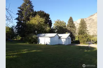 31688 A Highway 97, Tonasket, WA 98855 - Photo 3