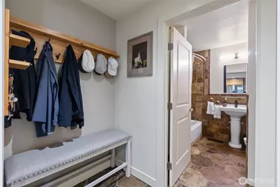 10903 Glen Acres Drive S #B, Seattle, WA 98168 - Photo 27