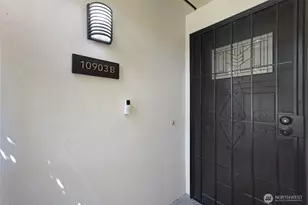 10903 Glen Acres Dr S, Seattle, WA 98168 - Photo 5