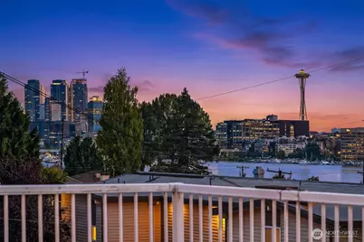2239 Yale Avenue E, Seattle, WA 98102 - Photo 37