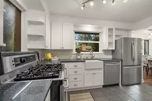 12703 4th Ave NW, Seattle, WA 98177 - Photo 9