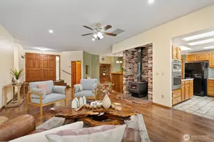 3115 NW Tall Fir Ln, Poulsbo, WA 98370 - Photo 9