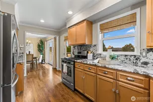 213 8th Ave, Kirkland, WA 98033 - Photo 13