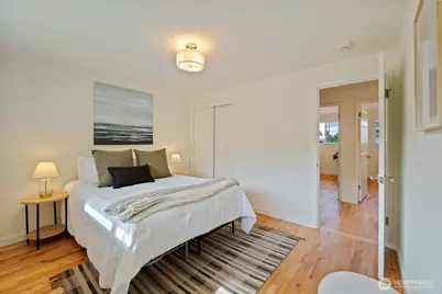 782 Lynnwood Avenue NE, Renton, WA 98056 - Photo 19