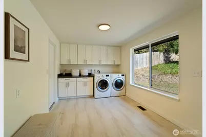 782 Lynnwood Avenue NE, Renton, WA 98056 - Photo 25