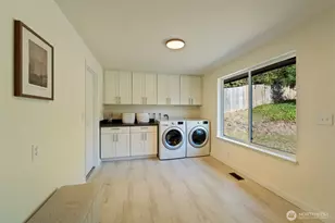 782 Lynnwood Ave NE, Renton, WA 98056 - Photo 25