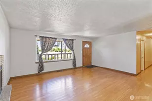 27054 124th Ave SE, Kent, WA 98030 - Photo 5