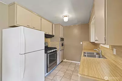 27054 124th Avenue SE, Kent, WA 98030 - Photo 9
