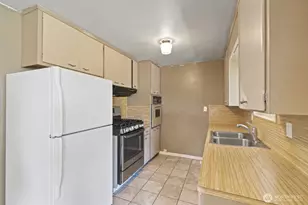 27054 124th Ave SE, Kent, WA 98030 - Photo 9