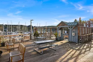 141 Parfitt Way SW, Bainbridge Island, WA 98110 - Photo 15