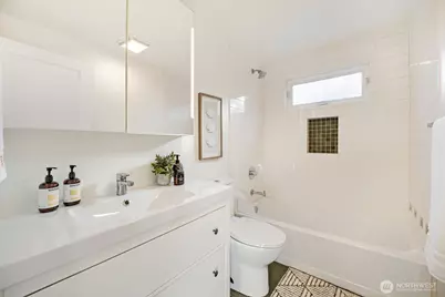 4216 27th Avenue W, Seattle, WA 98199 - Photo 19