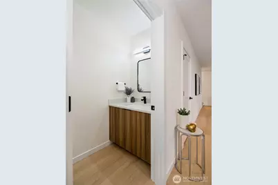4511 A 34th Avenue S, Seattle, WA 98118 - Photo 11