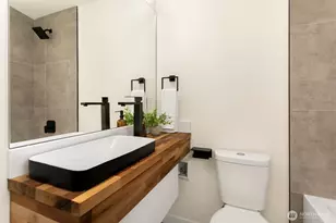 338 NE 90th St, Seattle, WA 98115 - Photo 21