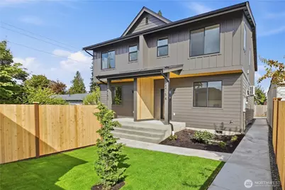 4415 N 14th Street #B, Tacoma, WA 98406 - Photo 1