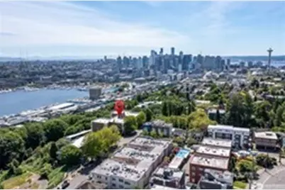 1800 Taylor Avenue N #210, Seattle, WA 98109 - Photo 5