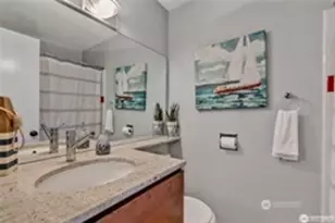1800 Taylor Ave N, Seattle, WA 98109 - Photo 21