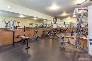 300 N 130th St, Seattle, WA 98133 - Photo 19