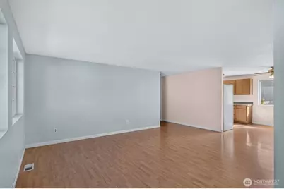 17701 Hillside Court, Arlington, WA 98223 - Photo 7