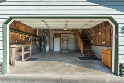 17701 Hillside Court, Arlington, WA 98223 - Photo 21