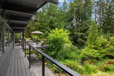 20200 37th Avenue NE, Lake Forest Park, WA 98155 - Photo 13
