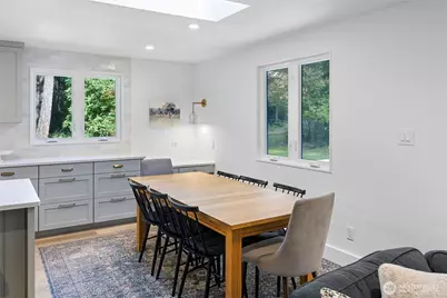 6894 NE Koura Road, Bainbridge Island, WA 98110 - Photo 15