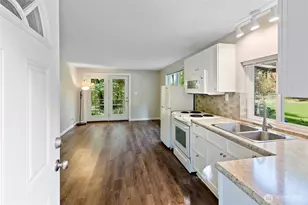 6894 NE Koura Rd, Bainbridge Island, WA 98110 - Photo 31