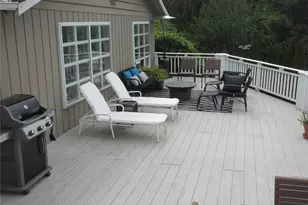 8831 NE 28th St, Clyde Hill, WA 98004 - Photo 21