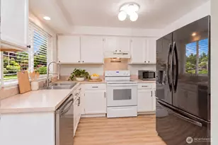 113 View Dr NW, Yelm, WA 98597 - Photo 9
