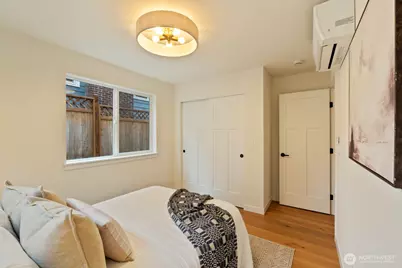116 N 55th Street, Seattle, WA 98103 - Photo 15