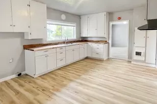 518 California St, South Bend, WA 98586 - Photo 9