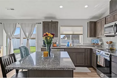 812 E Casacde Street, Othello, WA 99344 - Photo 9
