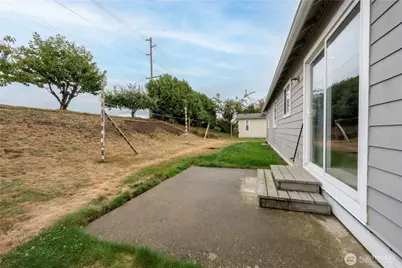 1375 Spruce Street, Lynden, WA 98264 - Photo 3