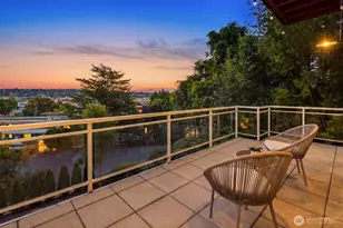 4025 Burton Pl W, Seattle, WA 98199 - Photo 7