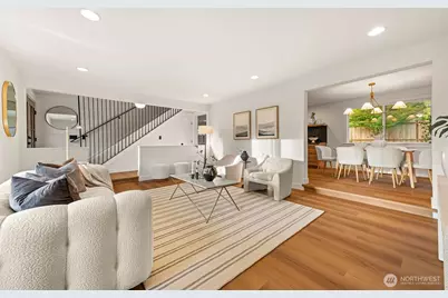 11516 Bartlett Avenue NE, Seattle, WA 98125 - Photo 5