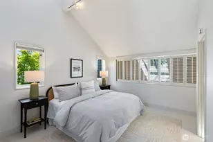 1819 39th Ave E, Seattle, WA 98112 - Photo 23