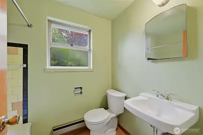 9216 30th Avenue SW, Seattle, WA 98126 - Photo 13