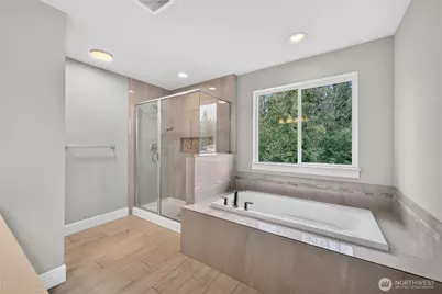 10921 71st Ave Ct E, Puyallup, WA 98373 - Photo 21