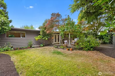 418 2nd Avenue N, Edmonds, WA 98020 - Photo 29